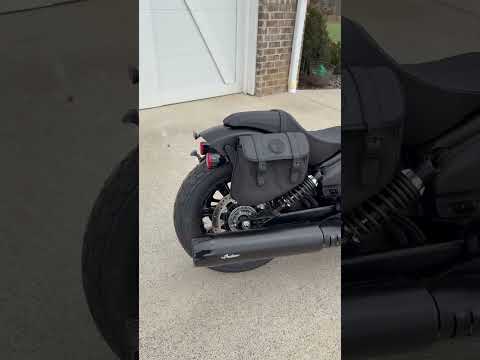 2025 Indian Scout Bobber / Saddlebag & Fox Shocks