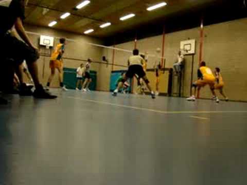 Landstede H7 volleybal spikes