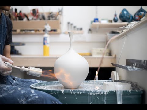 Throwing A Bottle Form With Flared Neck - Matt Horne Pottery