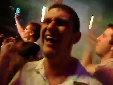 Eddie Halliwell playing Marco V Indicator at Gatecrasher One 2007