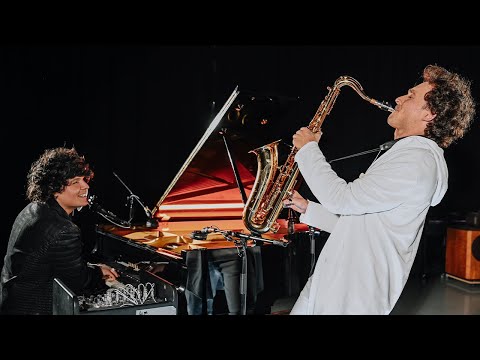 Charleon, Marnix Emanuel - Love Or Hate Me (Live at Abbey Road Studios Amsterdam)