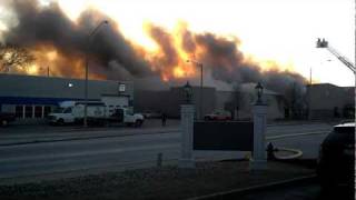 preview picture of video 'LS Building Products fire - Morton, IL 1-11-12'