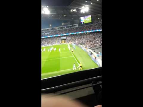 *Jesus Navas shits himslef on pitxh then eats it wtaf* leaked footage