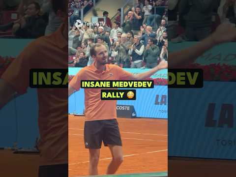 NEVER Give Up ft. Daniil Medvedev 🤩