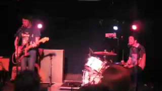 Japandroids (live): "Young Hearts Spark Fire" (July 21, 2009)