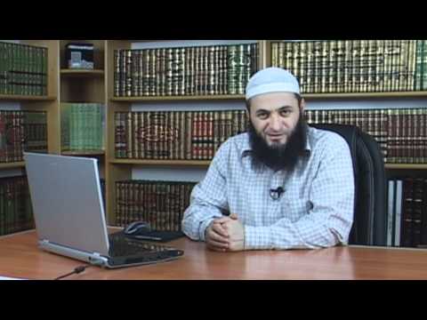 A është haram barjta e zinxhirit në qafë apo dorë, kur ai nuk është i arit?