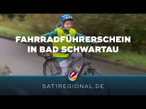 Schüler machen Fahrradführerschein