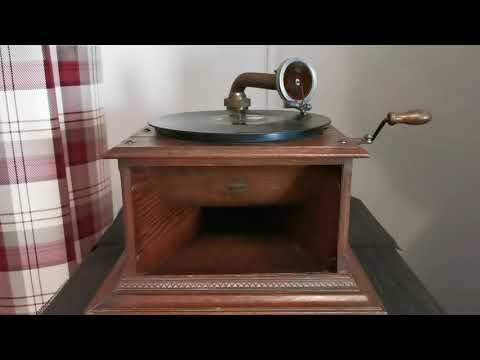 Ev'rybody Shimmies Now ~ The Famous "Synco" Jazz Band ~ 1913 Pathé The Ideal Pathephone Table Top