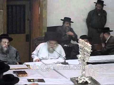 Chanukah 5771 With Toldos Aharon Rebbe