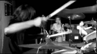 Urbandub - Frailty (Lyrics)