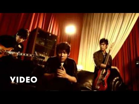 Lirik Lagu Five Minutes Dan Video Karaoke Kumpulan Lyrics Terlengkap Di Wowkeren Com