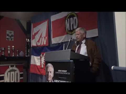 Udo Voigt spricht am 28. April 2019 in Nemünster