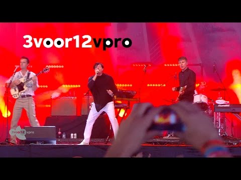 FFS - This Town Ain't Big Enough For The Both Of Us / Piss Off live @ Lowlands 2015