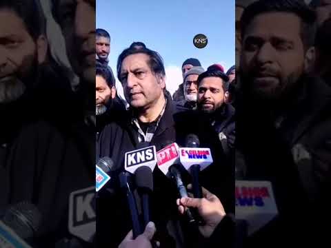 #VIDE || On Ground in Handwara: #Sajadlone Surveys Snowfall Aftermath  Peop...