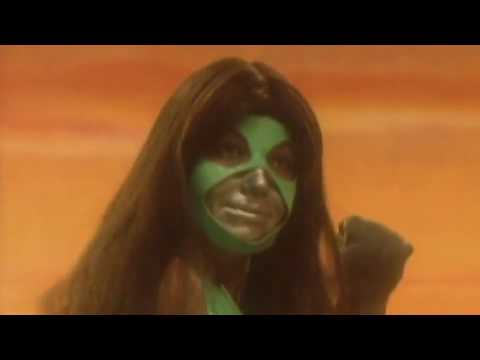 Guerreiros Tatuados de Beverly Hills - Abertura (Tattooed Teenage Alien Fighters - 1994)