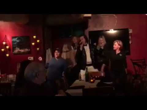 Promotional video thumbnail 7 for Mr. Thrill DJ PLUS/Elvis/Diamond/Ratpack