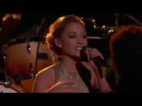 17-Year Old Emily Ann Roberts Sings Bill Whithers' Lean On Me - The Voice