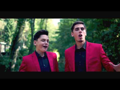 Adam i Wojciech  Kaczmarek. Teledysk " Wiązanka piosenek włoskich".