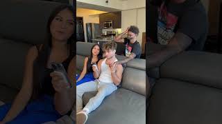 Download lagu WHEN I NOTICED IT WASN’T HER HAND 😂 - #shorts mp3 Download lagu WHEN I NOTICED IT WASN’T HER HAND 😂 - #shorts mp3