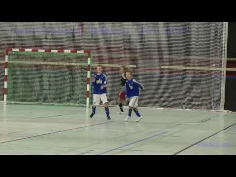 FC St. Pauli - HSV  -   U 12  - Traumtor von Torben Isermann am 27.2.2011