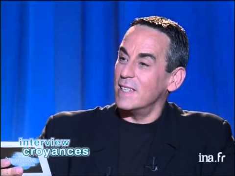 Interview Croyances de Nadia Farès - Archive INA