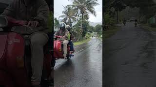 Download lagu 'Menaklukkan Hujan dengan Vespa: Pemandangan Memukau di Atas Ketinggian!' #music #vespaindonesia mp3