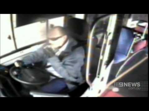 Nine News Sydney: Footage released of horrific bus smash (27/8/2014)