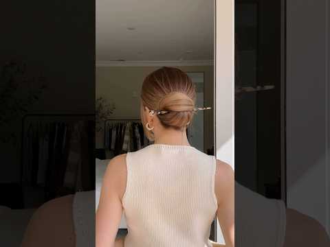 HOW TO CREATE AN ELEGANT CHIGNON WITH A HAIR STICK