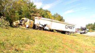 preview picture of video 'Time lapse - Semi recovery after non-injury crash with entrapment (9/24/14)'