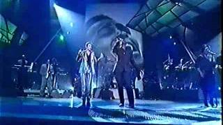 Annie Lennox &amp; Seal - What&#39;s Goin&#39; On (live)