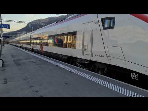 EC318 Chiasso-Zürich HB in partenza da Chiasso