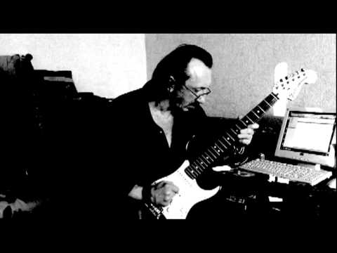 Impressive blues improvisation by Sergey Shchetinin (grooverock.ru)