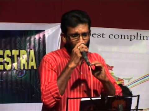 "ORU YUGAM THOZHUTHALUM" | Singer MANOJ Trichur | MURALEESANGEETH ORCHESTRA