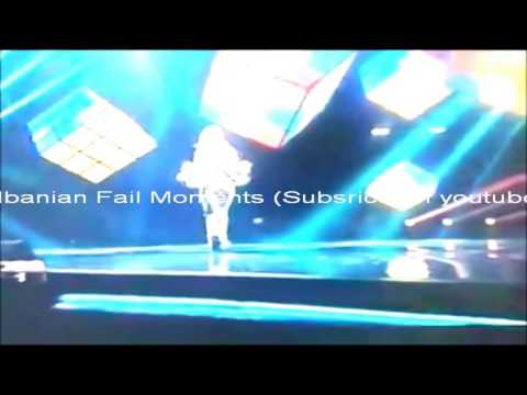 Besa ft Elinel - Mos m'le me ra LIVE Ne The Voice of Albania. Fail