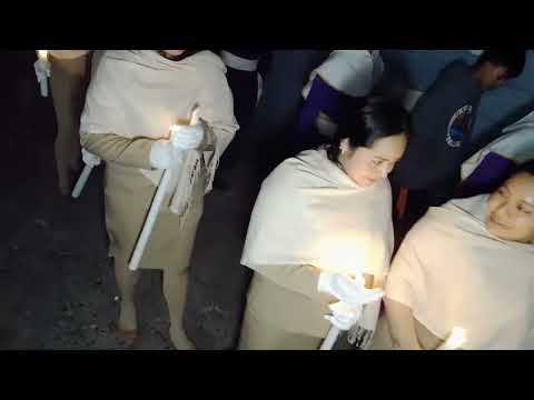 fervor católico ucuruchos morados, velas y banda solemne – Procesión en Alotenango