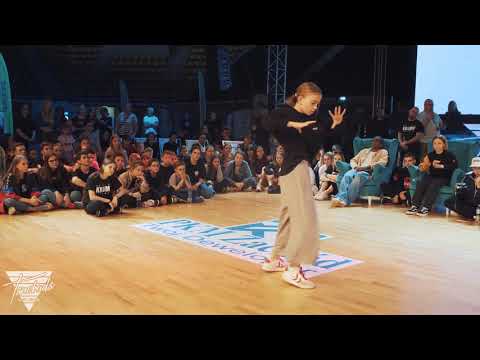 Finał Hip-Hop 12-16lat - Mila vs Julka || Tancbuda Challenge 2019