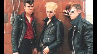 Stray Cats -  Baby Don&#39;t Drag Me Down