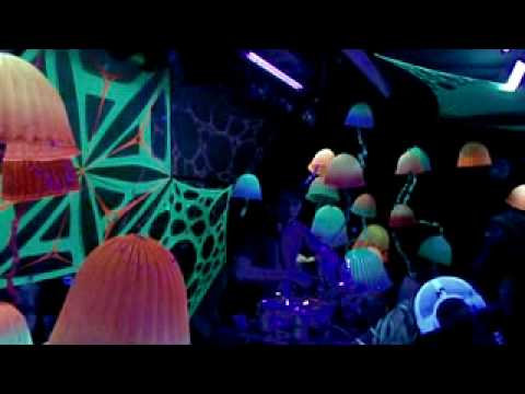 Jahbo (live +dj set) at Brainbusters presents-PadorasBox  Tokyo (Shibuya) 2010