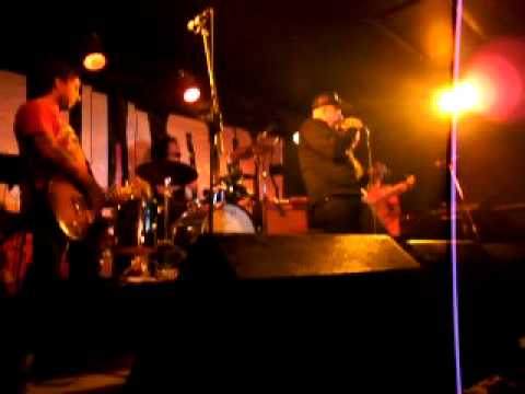 Mal Momento   Vos me mentiste 08 07 2011