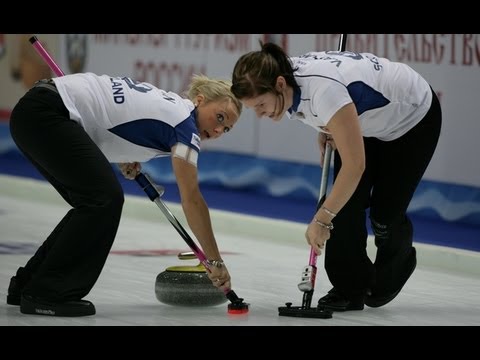 CURLING: Euro Chps 2012 - Women Draw 5 SCO - SWE