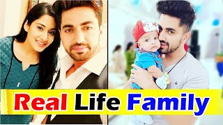 Download lagu This is the real life family of actor Zain Imam, who became famous with the serial Naamkaran. mp3
