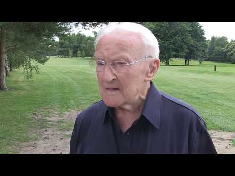 100-year-old golfer celebrates his centenary