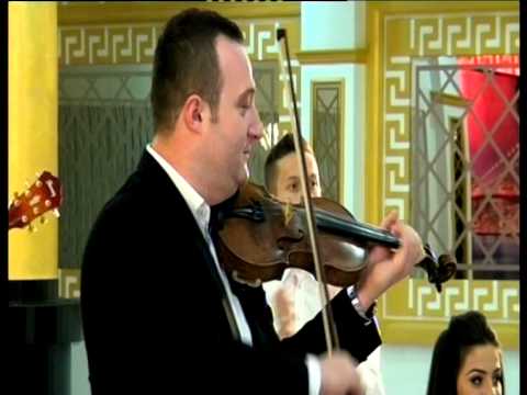 Mentor Sulejmani & Vellezerit Curri ne konakun festiv 2015