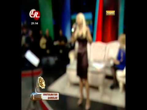 BESTE  GELEGEN   BU AŞK BENDEN SORULUR TekRumeli TV Ayşe Aslanca ile Unutulmayan Şarkılar