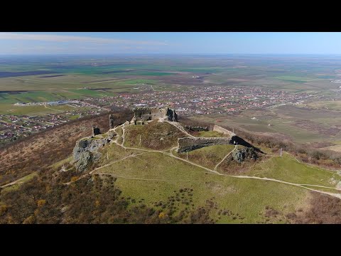 Aradi-hegyalja - Borúra derű Világostól Ménesig