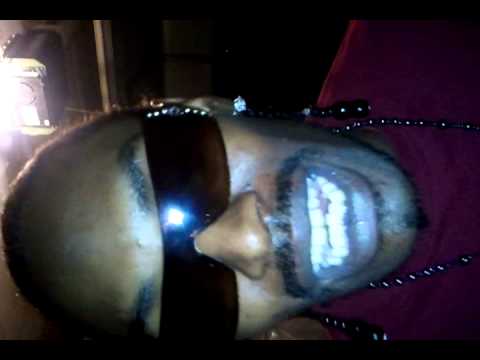 Trigga LOC off the top in the garage cypher