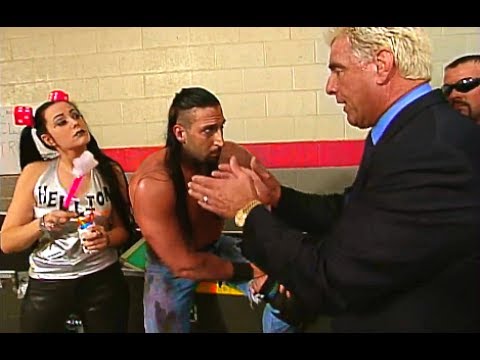(720pHD): WCW Nitro 01/15/01 - Daffney, Ric Flair & Crowbar Backstage