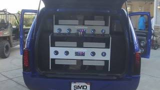 8 18&quot; Woofers Shaking the Concrete + B Legit at Chicken Hill Studio