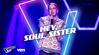 Amelie - &#39;Hey, Soul Sister&#39; | Blind Auditions | The Voice Kids | VTM