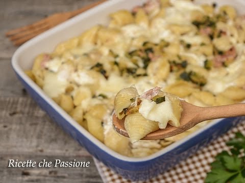 Pasta al forno con zucchine e salsiccia - Ricette che Passione